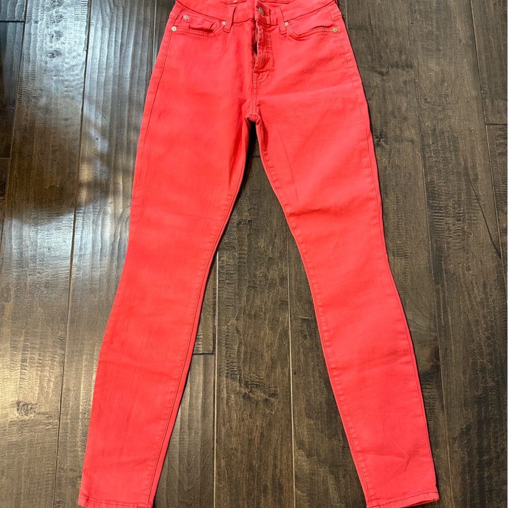 Woman’s 7 for all mankind coral jeans size 25